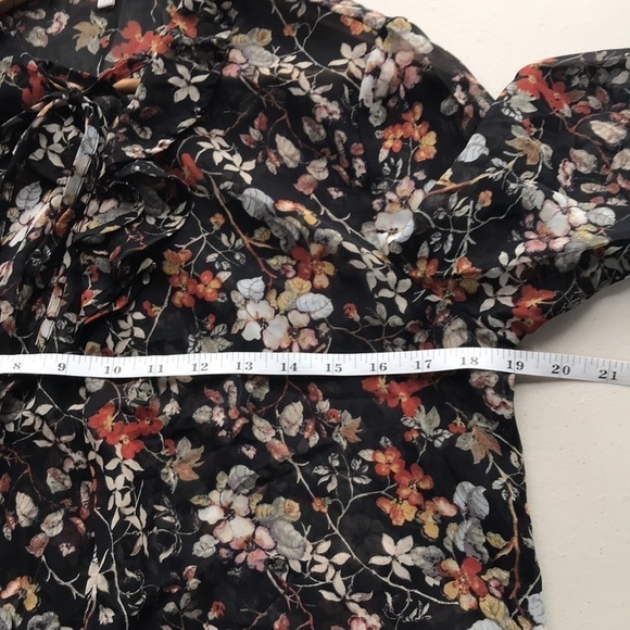 Apricot floral sheer ruffle cinched waist long sleeve blouse size Medium - Picture 7 of 11